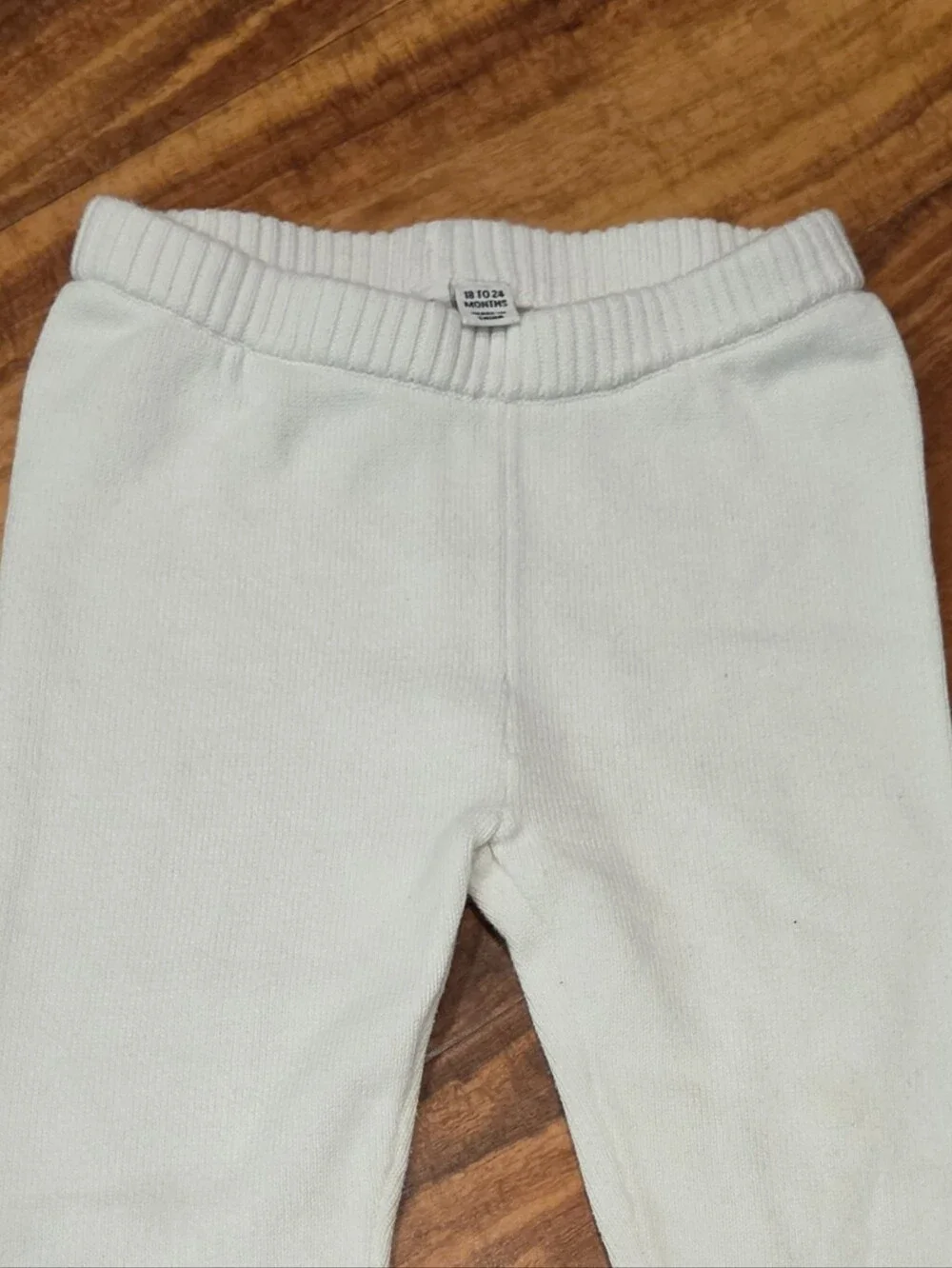 Janie and Jack x Disney EUC 18-24 Months Star Wars Sweater and Pants Set